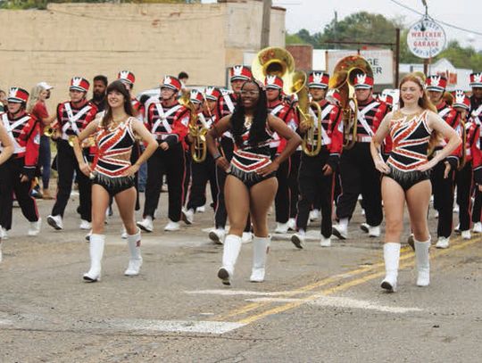 Oktoberfest brings fall season to DeKalb
